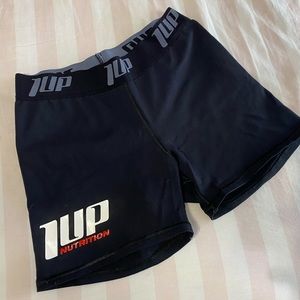 1UP Nutrition Shorts & Leggings
